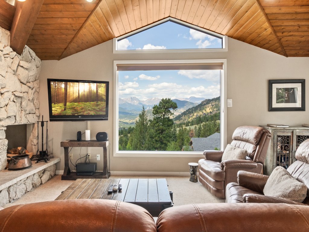 Wanderlust Vacation Home at Windcliff Vacation Rental in Estes Park - RedAwning
