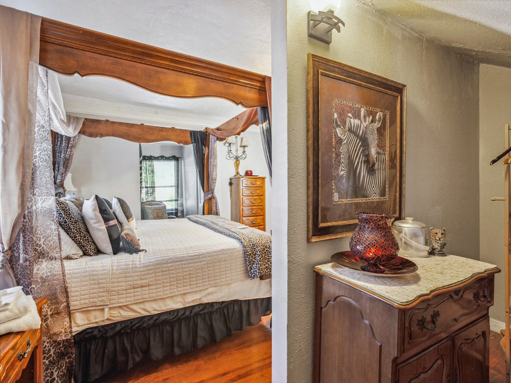 The Old Downtown Historic Grand Prairie House Vacation Rental in Texas - RedAwning