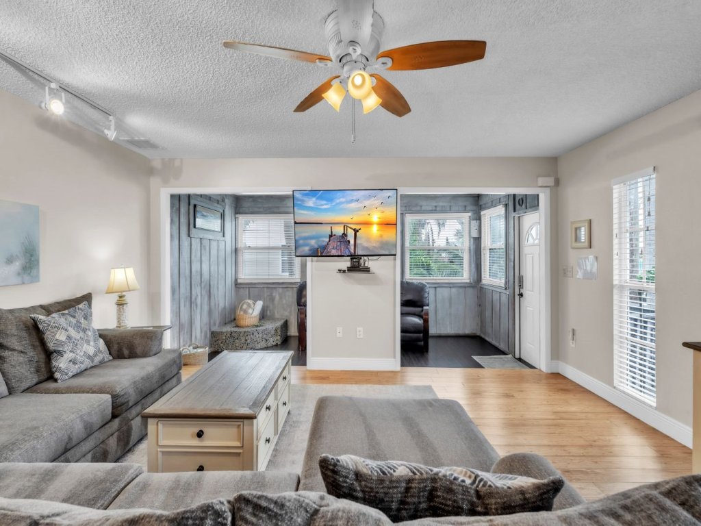 1 Step Closer Vacation Rental in Holmes Beach - RedAwning