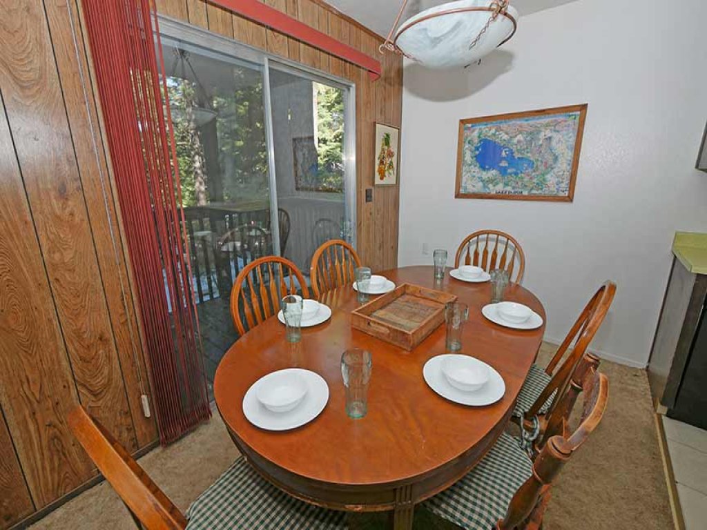 1629 Pioneer Trail Vacation Rental in California - RedAwning
