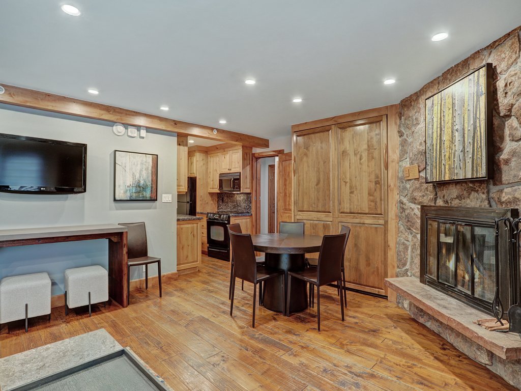 The Lodge at Vail 2 BR Condo in the Heart of Vail Save 20% on 7+ Nights! Vacation Rental in Vail - RedAwning