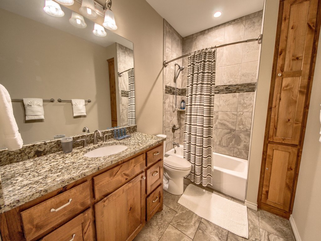 RG 111 Guadalupe Fortress of Awesome Vacation Rental in New Braunfels - RedAwning