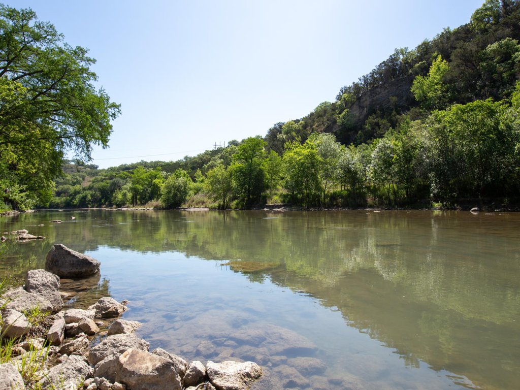RG 111 Guadalupe Fortress of Awesome Vacation Rental in New Braunfels - RedAwning