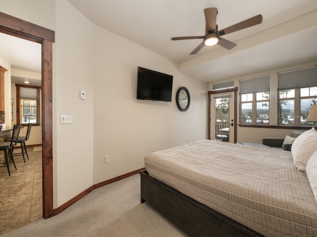 Cozens Pointe E-102 Vacation Rental in Winter Park - RedAwning