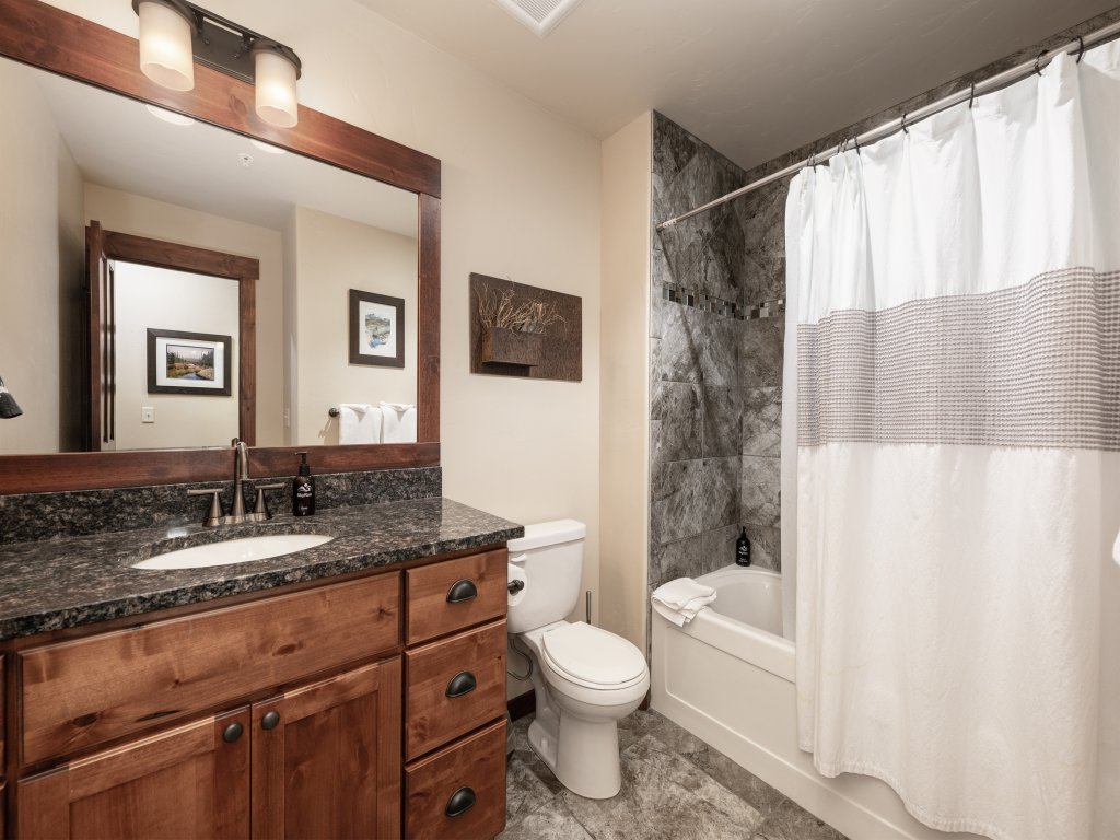 Cozens Pointe E-102 Vacation Rental in Winter Park - RedAwning