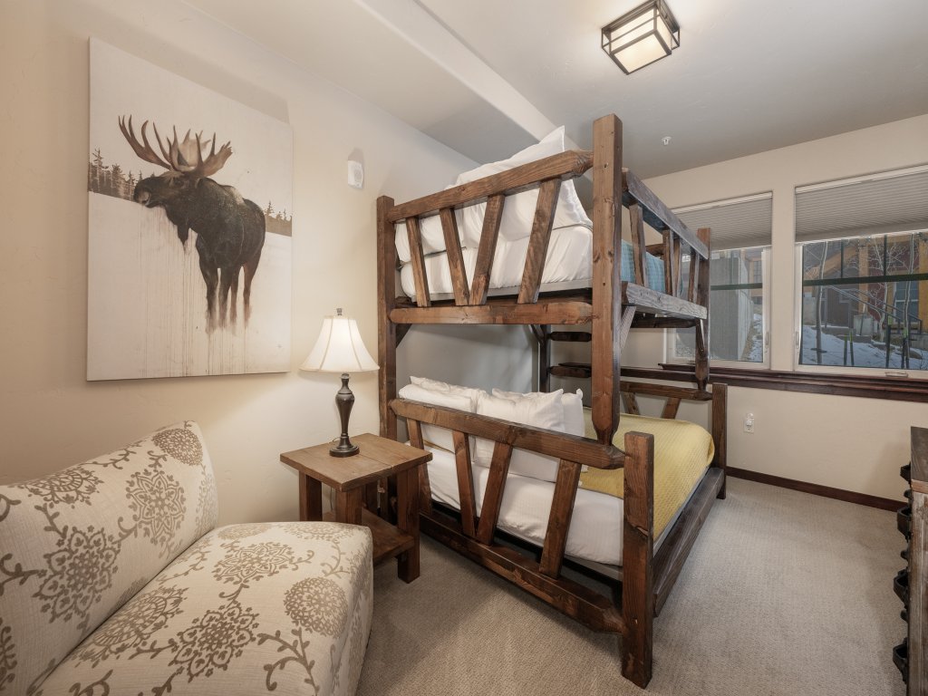 Cozens Pointe E-102 Vacation Rental in Winter Park - RedAwning