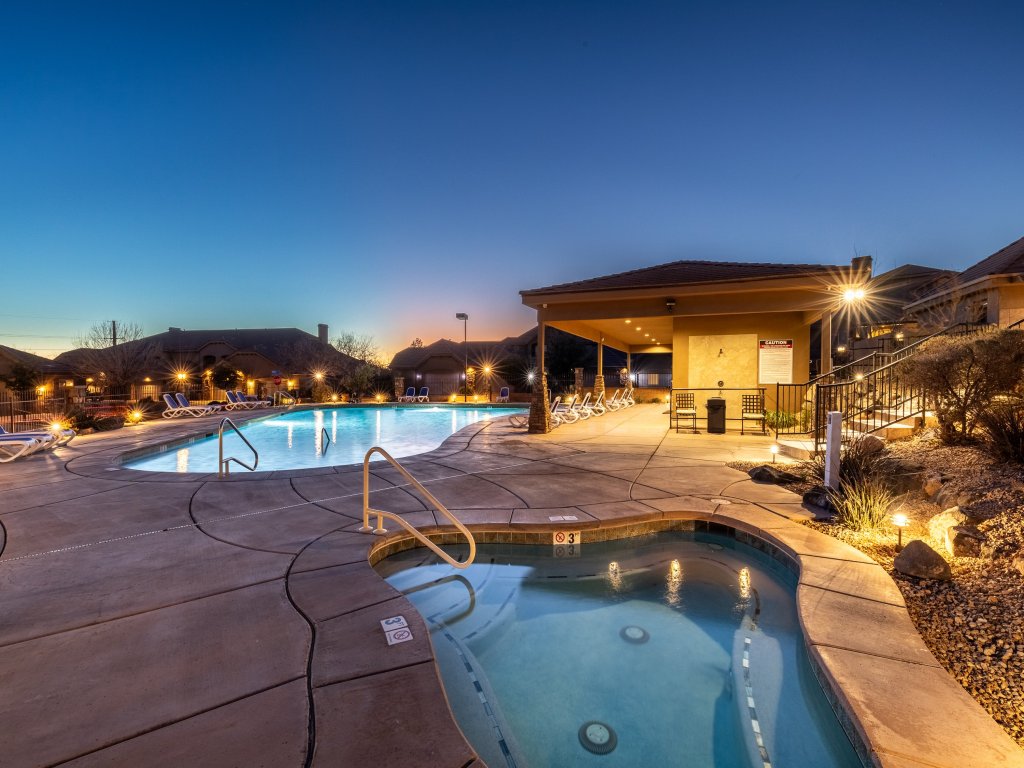 Lost Springs @ Coral Ridge Resort Vacation Rental in Utah - RedAwning