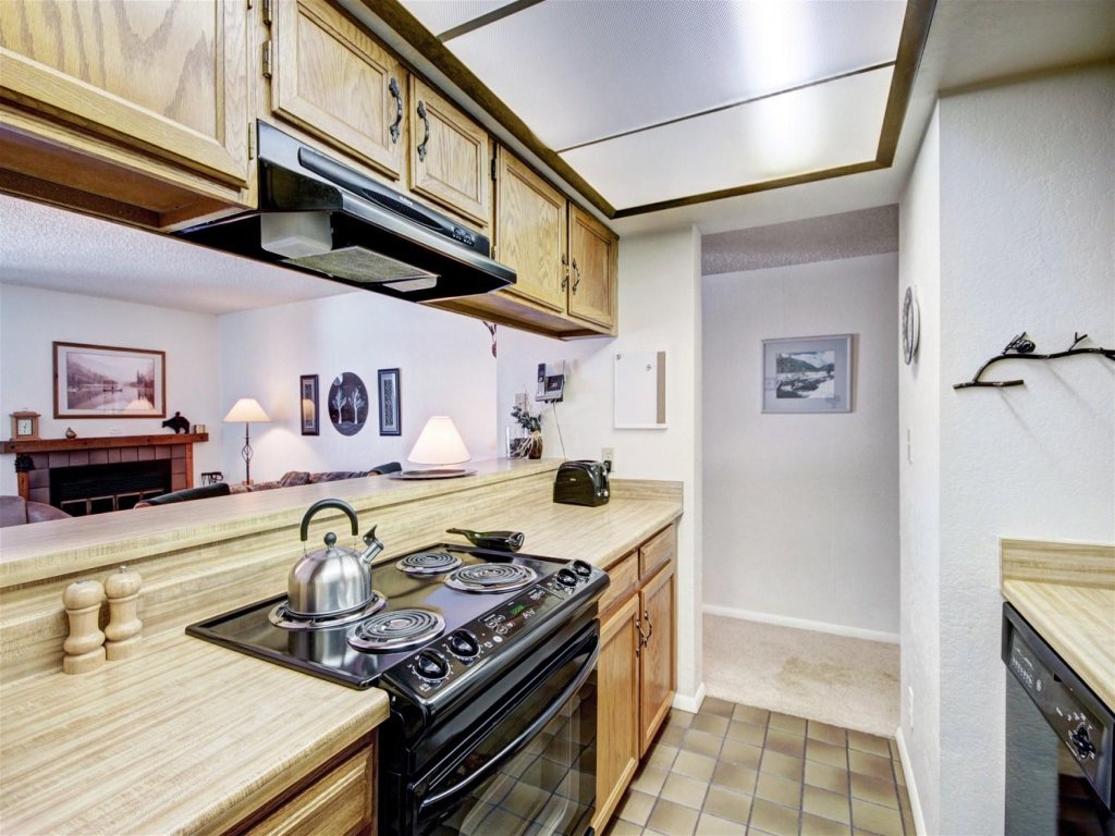 Mountainside 162H Vacation Rental in Colorado - RedAwning