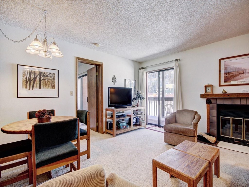 Mountainside 162H Vacation Rental in Colorado - RedAwning