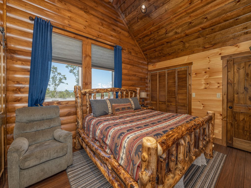 A+ Amazing Views Cabin with Grill Area Vacation Rental in Gatlinburg - RedAwning