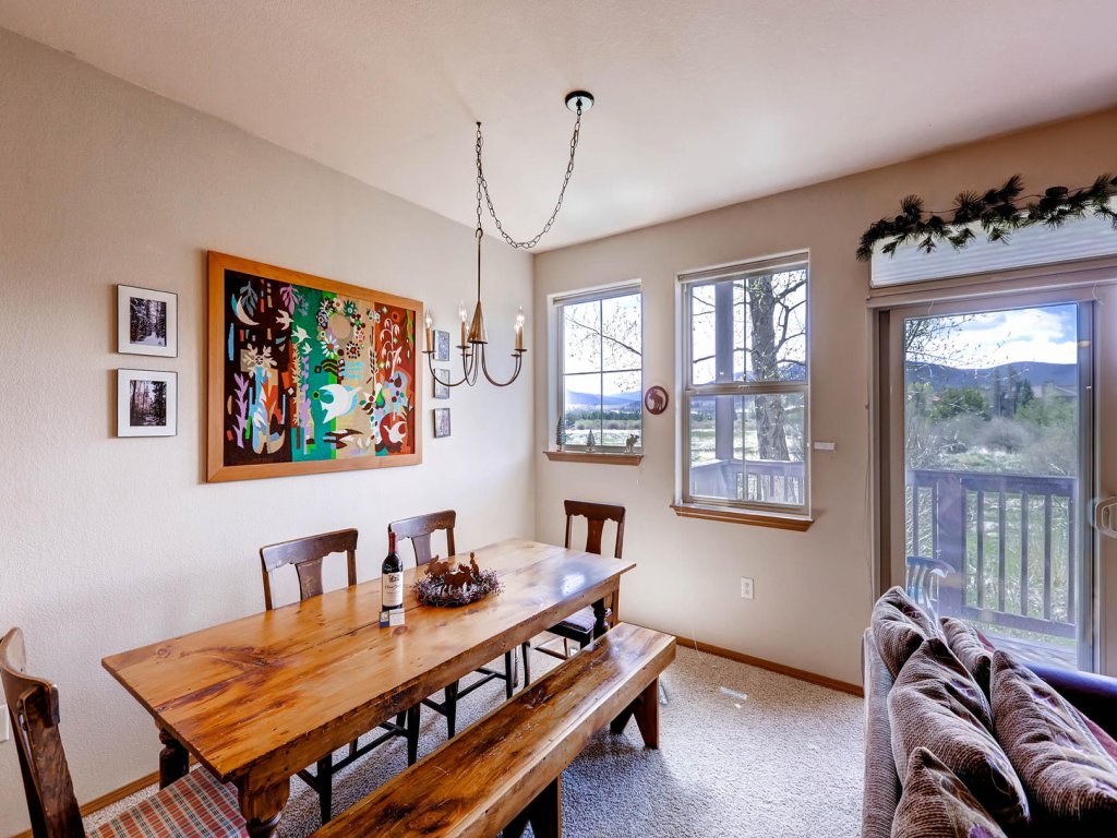 Tarn Landing C-5 Vacation Rental in Colorado - RedAwning