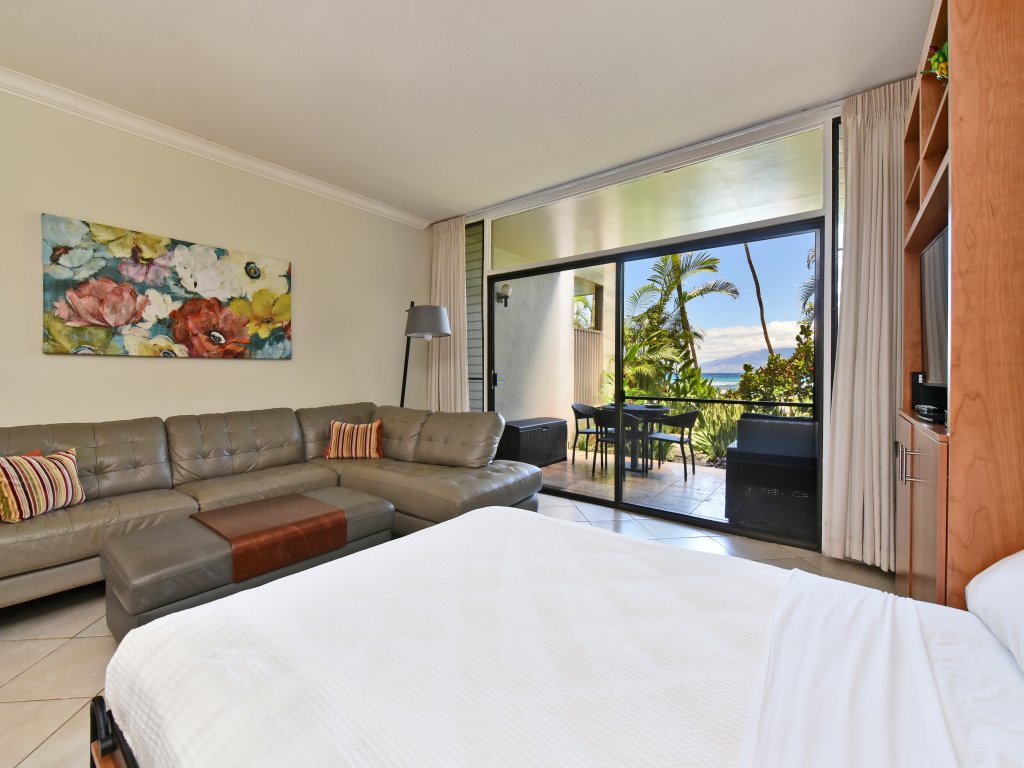Hale Mahina #B102 Vacation Rental in Lahaina - RedAwning