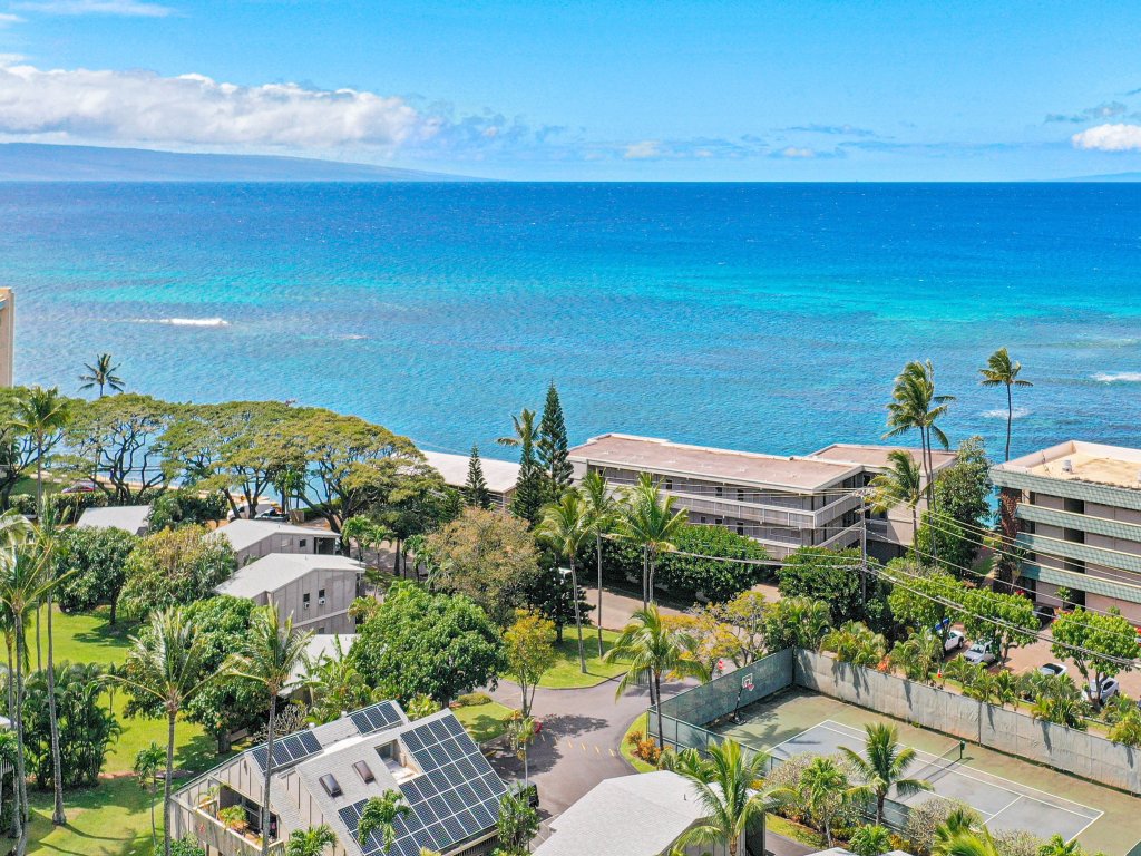 Pohailani #102 Vacation Rental in Lahaina - RedAwning