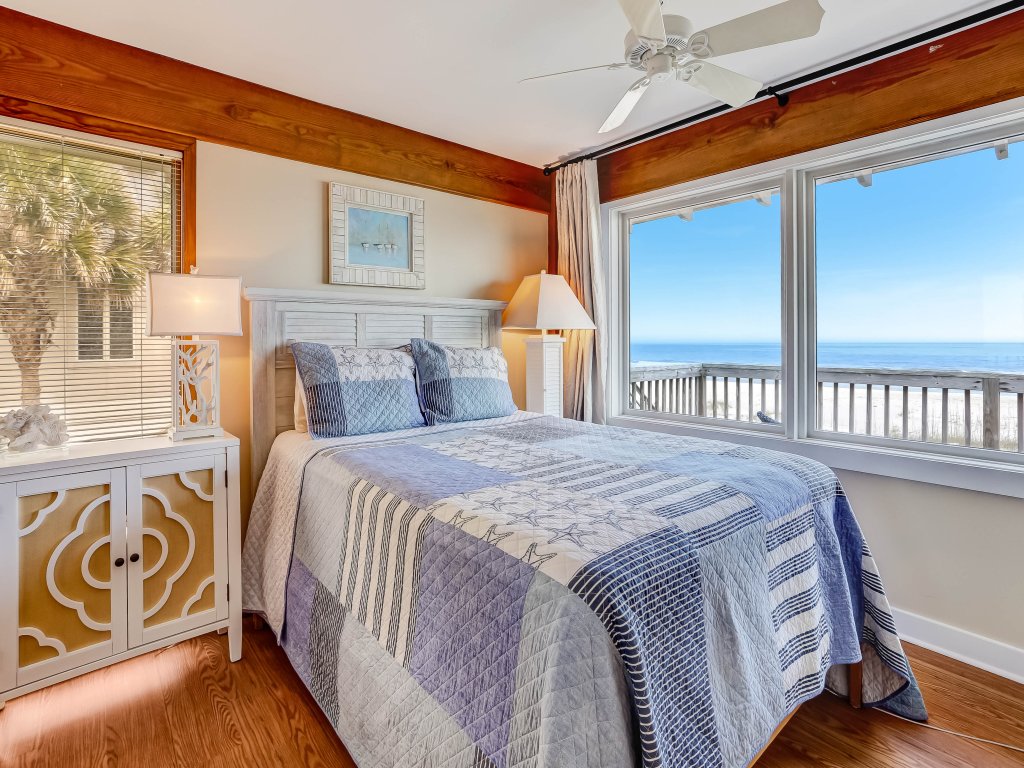 Oceanfront Pet Friendly Unit Vacation Rental in Fernandina Beach - RedAwning