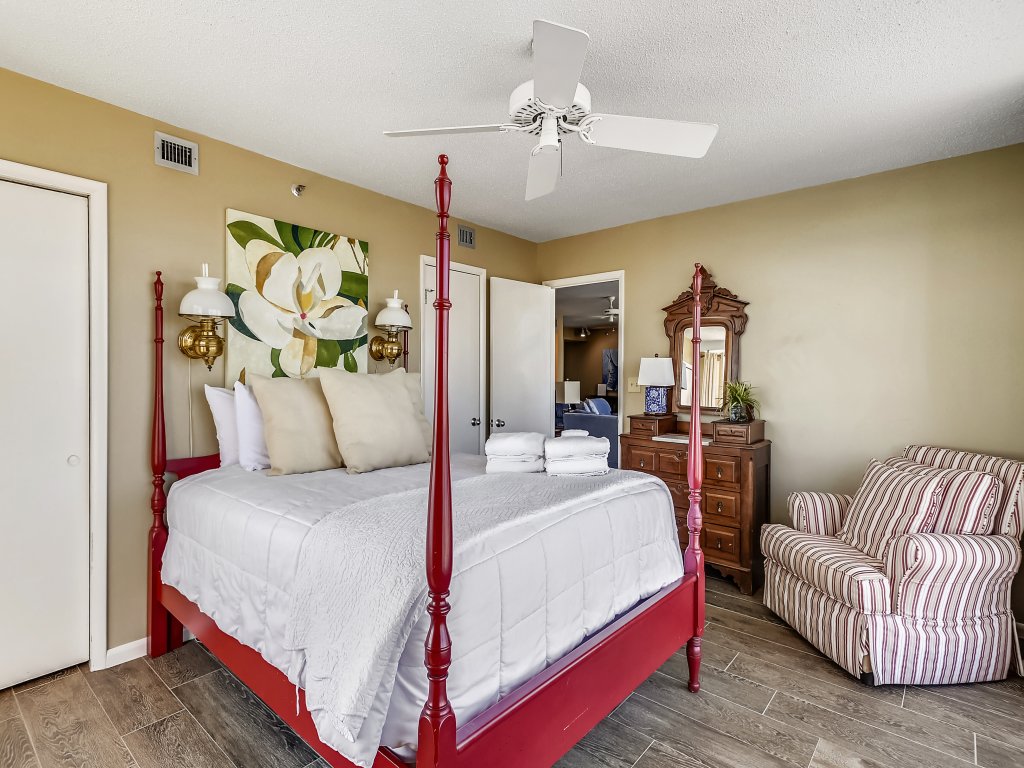 WVT 604 is a Beautiful 3 BR 2 Ba with a Boat Slip Vacation Rental in Destin - RedAwning