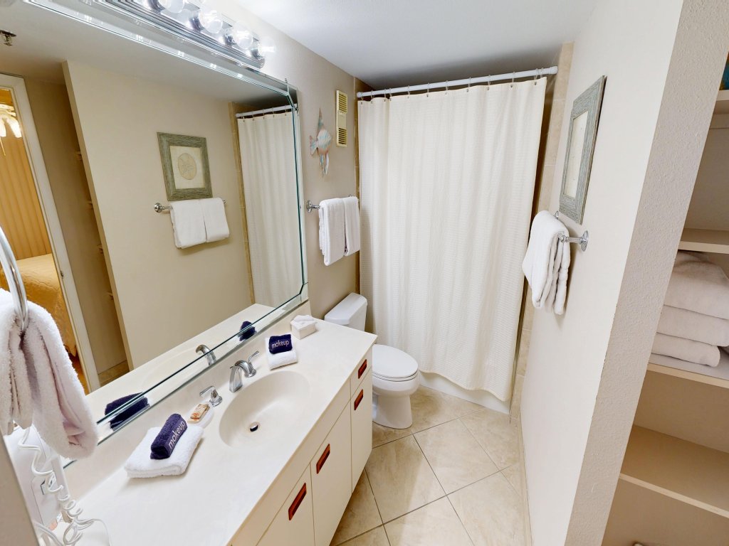 Magnolia House 407 is a 2 BR with amazing views Vacation Rental in Destin - RedAwning