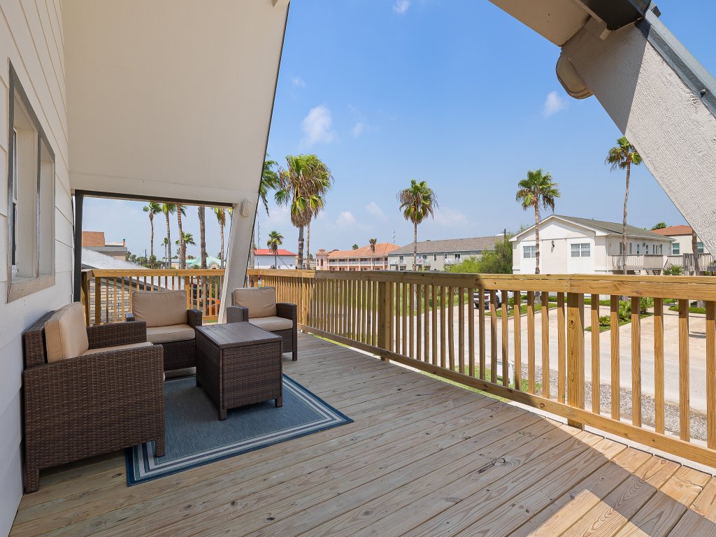 117 E. Bahama Vacation Rental in South Padre Island - RedAwning
