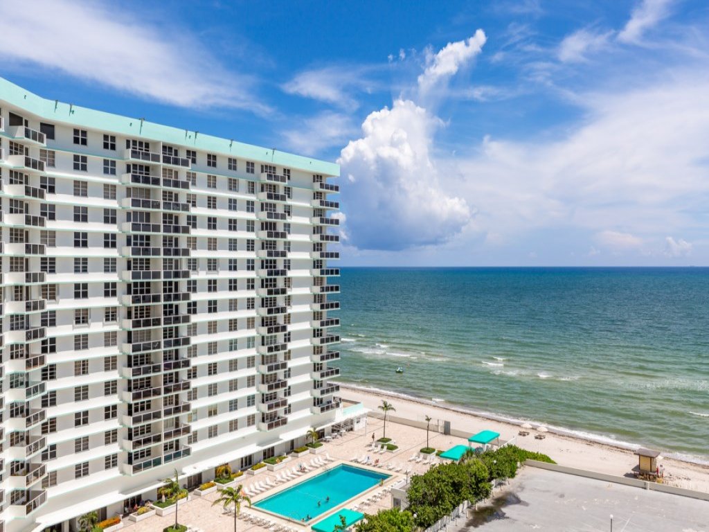 Ocean View 1BR Luxury Suite at The Tides Hollywood Vacation Rental in Hollywood - RedAwning