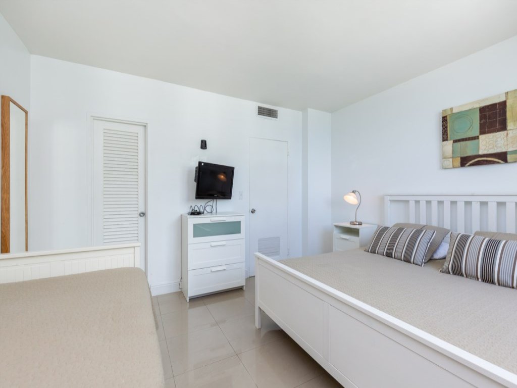 Ocean View 1BR Luxury Suite at The Tides Hollywood Vacation Rental in Hollywood - RedAwning