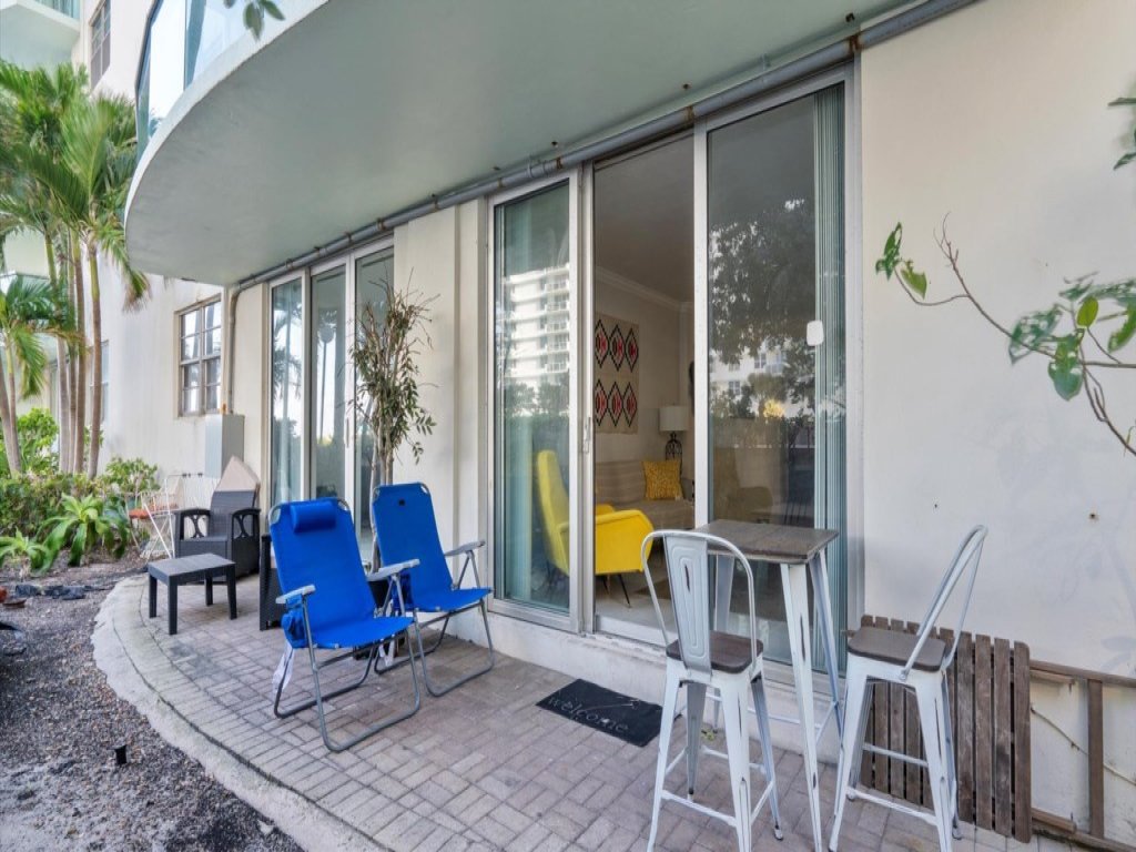2BR Luxury Suite with Patio at The Tides Hollywood Vacation Rental in Hollywood - RedAwning
