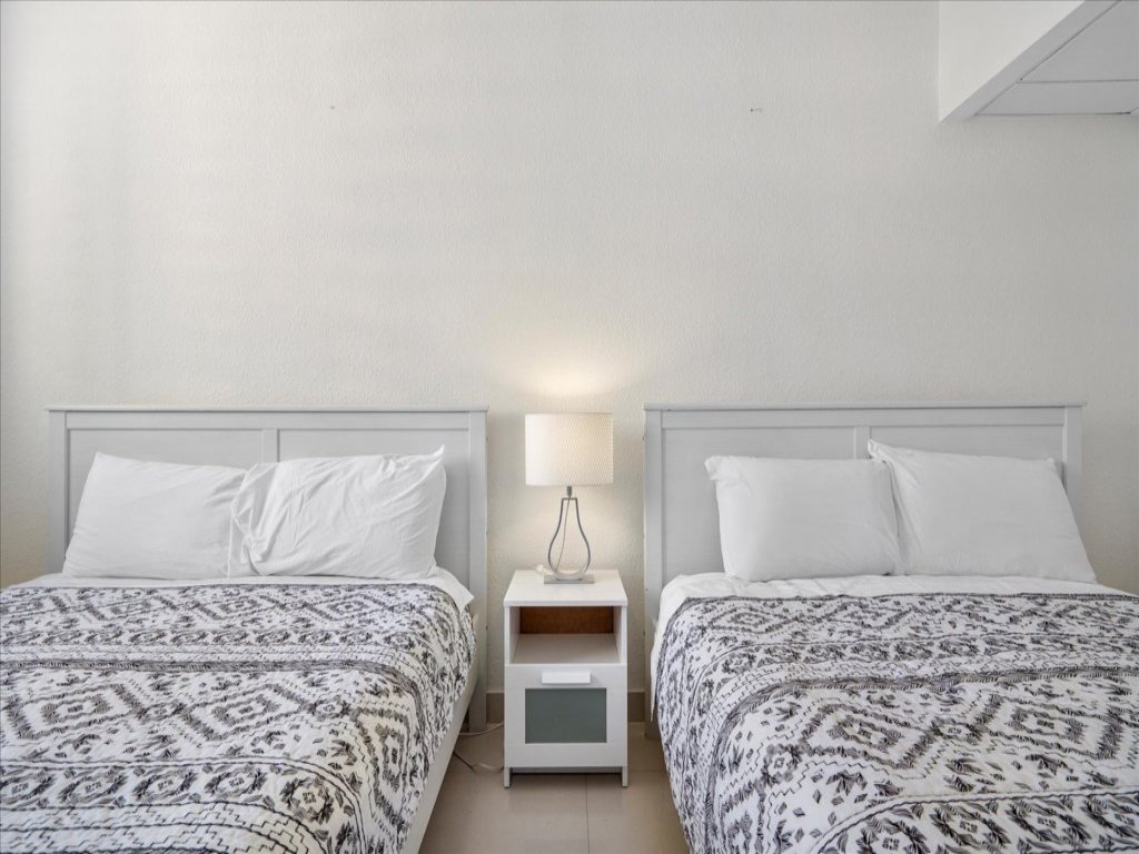 2BR Ocean View Luxury Suite at The Tides Hollywood Vacation Rental in Hollywood - RedAwning