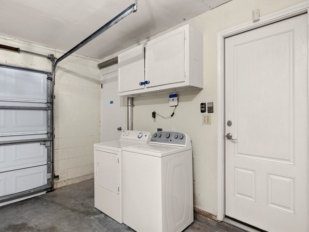 132 E. Kingfish (Island Retreat) Vacation Rental in South Padre Island - RedAwning