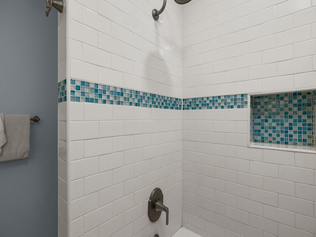 132 E. Kingfish (Island Retreat) Vacation Rental in South Padre Island - RedAwning