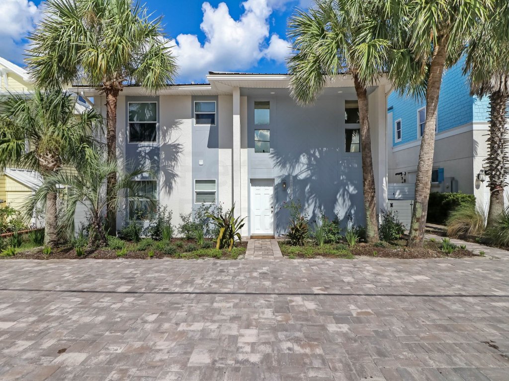 Dog Friendly Oceanfront Beach House Vacation Rental in Fernandina Beach - RedAwning