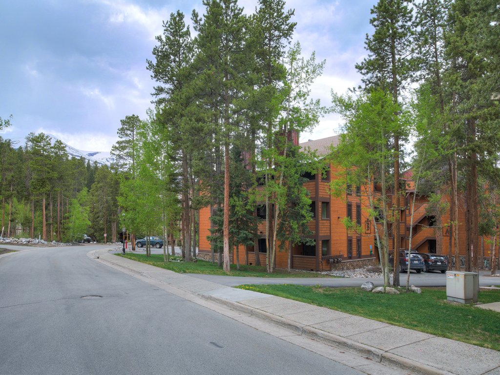 Motherlode C9 Vacation Rental in Breckenridge - RedAwning