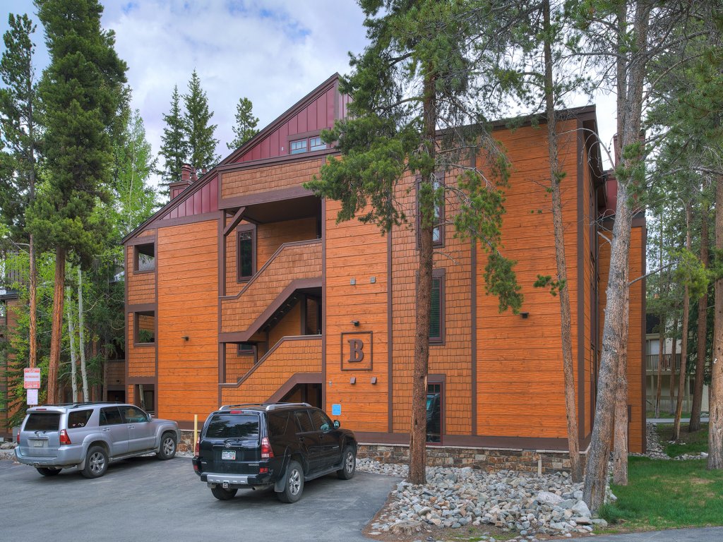 Motherlode C9 Vacation Rental in Breckenridge - RedAwning