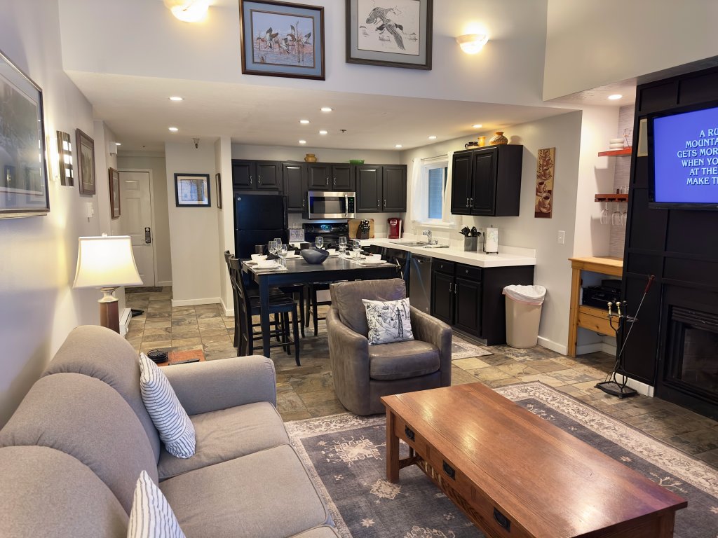 Snowblaze 310 Cozy Comfort in the Heart of Park City Vacation Rental in Park City - RedAwning