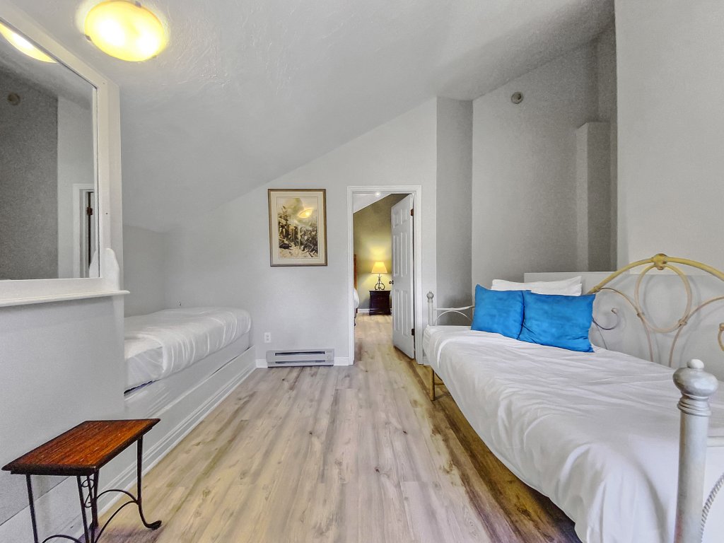Snowblaze 310 Cozy Comfort in the Heart of Park City Vacation Rental in Park City - RedAwning