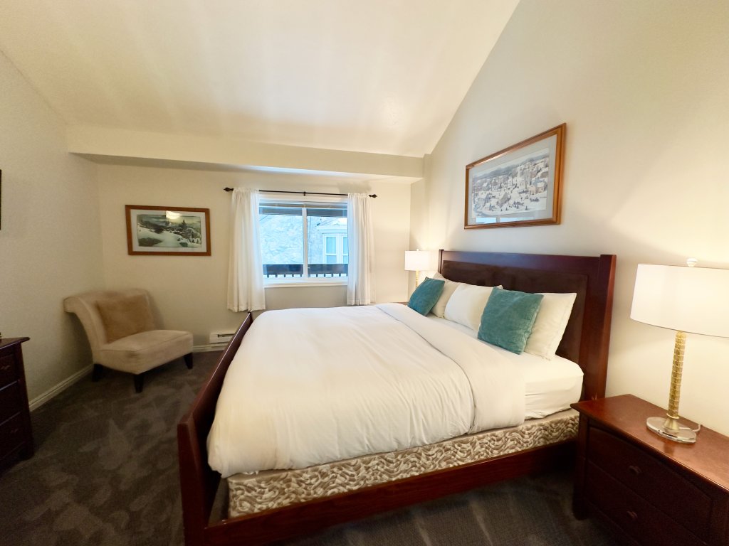 Snowblaze 310 Cozy Comfort in the Heart of Park City Vacation Rental in Park City - RedAwning
