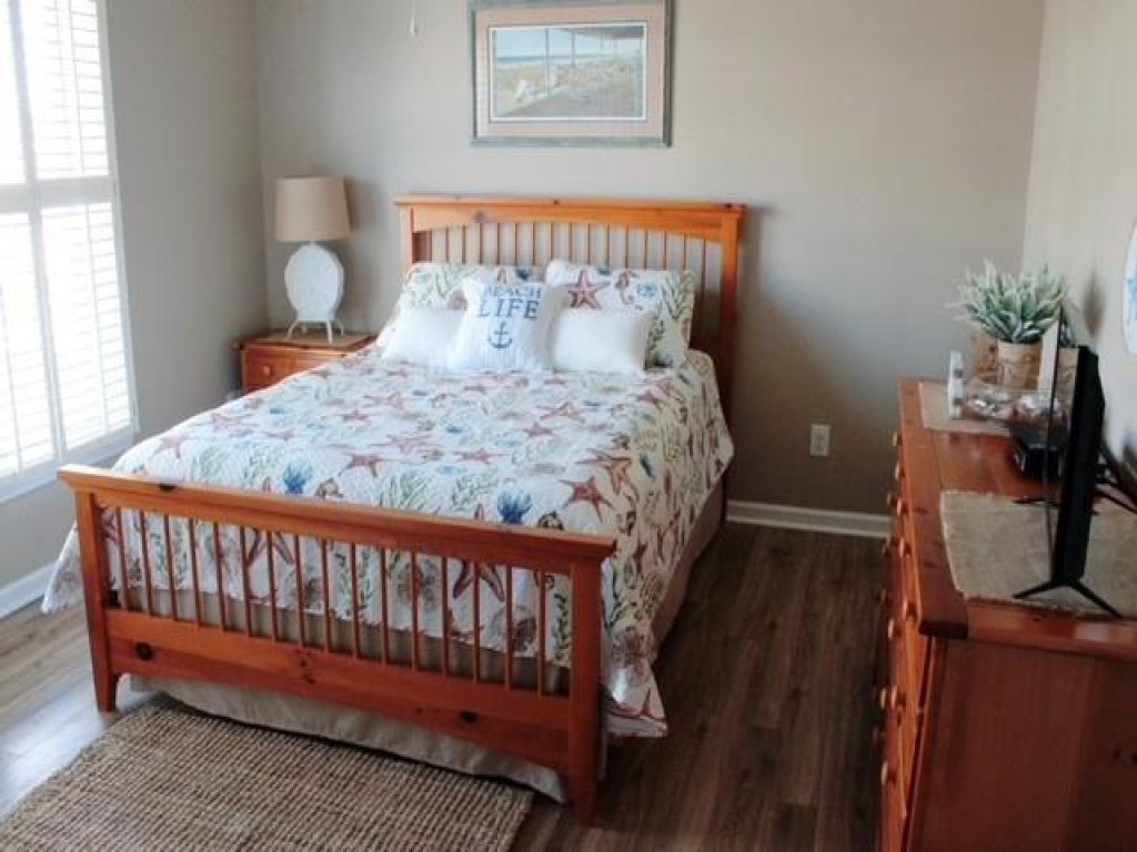 Reel Blessed / 216 Ocean Blvd West Vacation Rental in Holden Beach - RedAwning