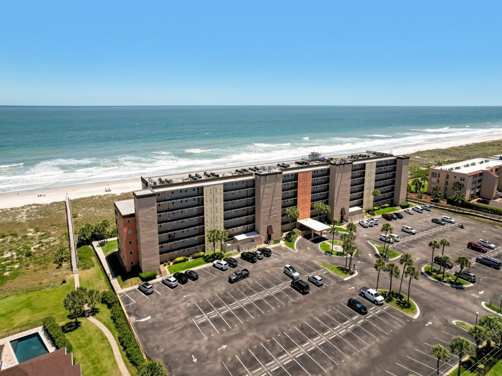 Tropical Theme Condo with Picturesque Atlantic View Vacation Rental in Fernandina Beach - RedAwning