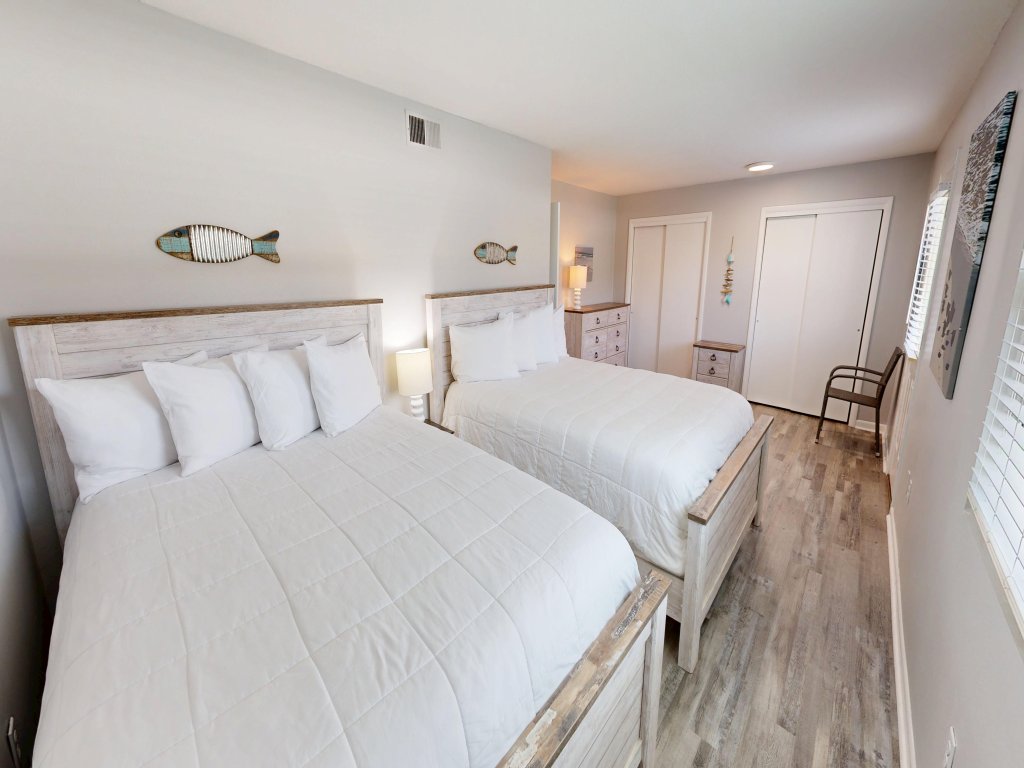 Venus 306 is a 3 BR steps to Pool with easy beach access - sleeps 9 Vacation Rental in Fort Walton Beach - RedAwning