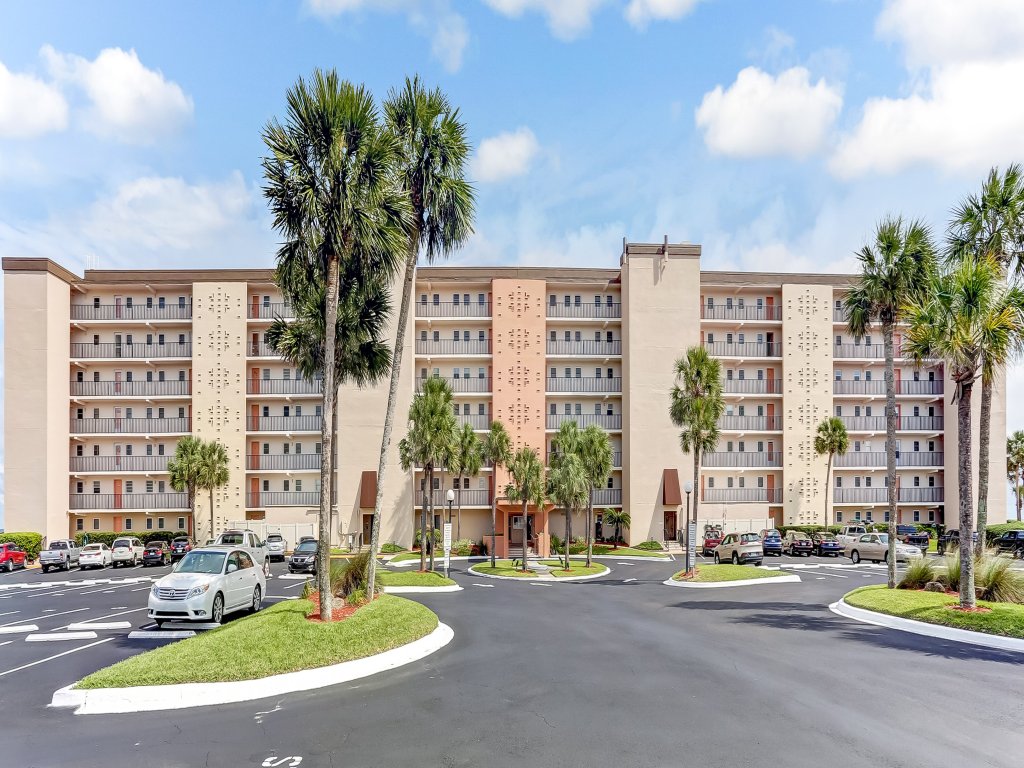 Kid Friendly Condo with Stunning View of the Atlantic Vacation Rental in Fernandina Beach - RedAwning