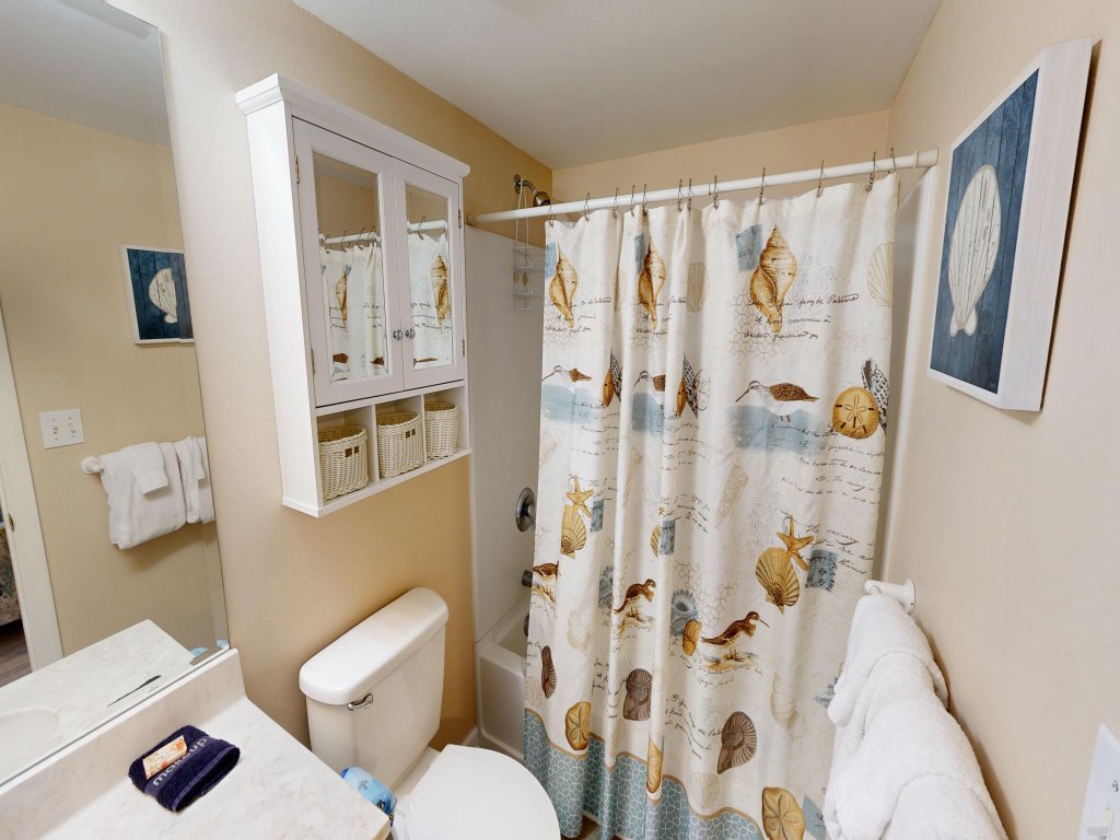Seacrest 603 is a Gulf View 2 BR on Okaloosa Island Vacation Rental in Fort Walton Beach - RedAwning