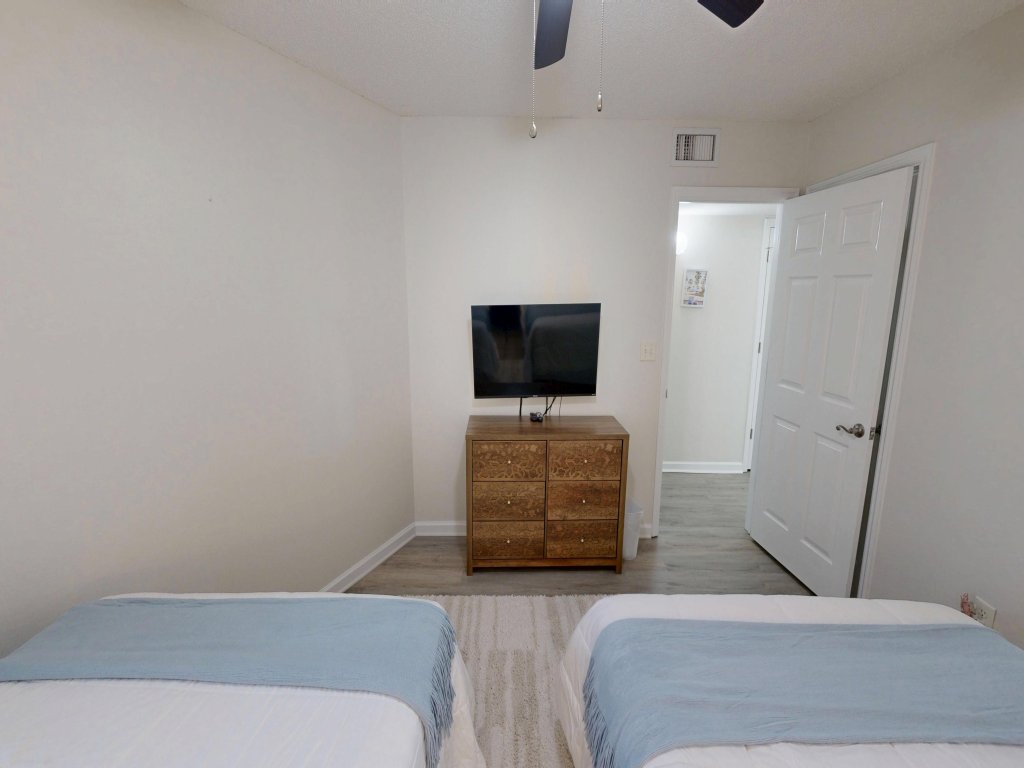 Seacrest 701AB is a 3 BR Gulf front on Okaloosa Island Vacation Rental in Fort Walton Beach - RedAwning