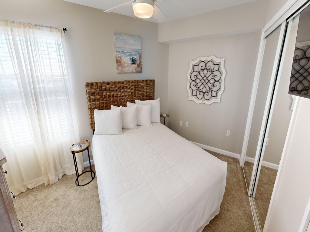 Seacrest 413 is a 2 BR Gulfside on Okaloosa Island Vacation Rental in Fort Walton Beach - RedAwning