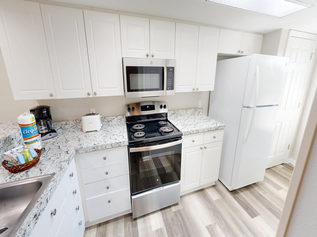 SeaCrest 204 Vacation Rental in Fort Walton Beach - RedAwning