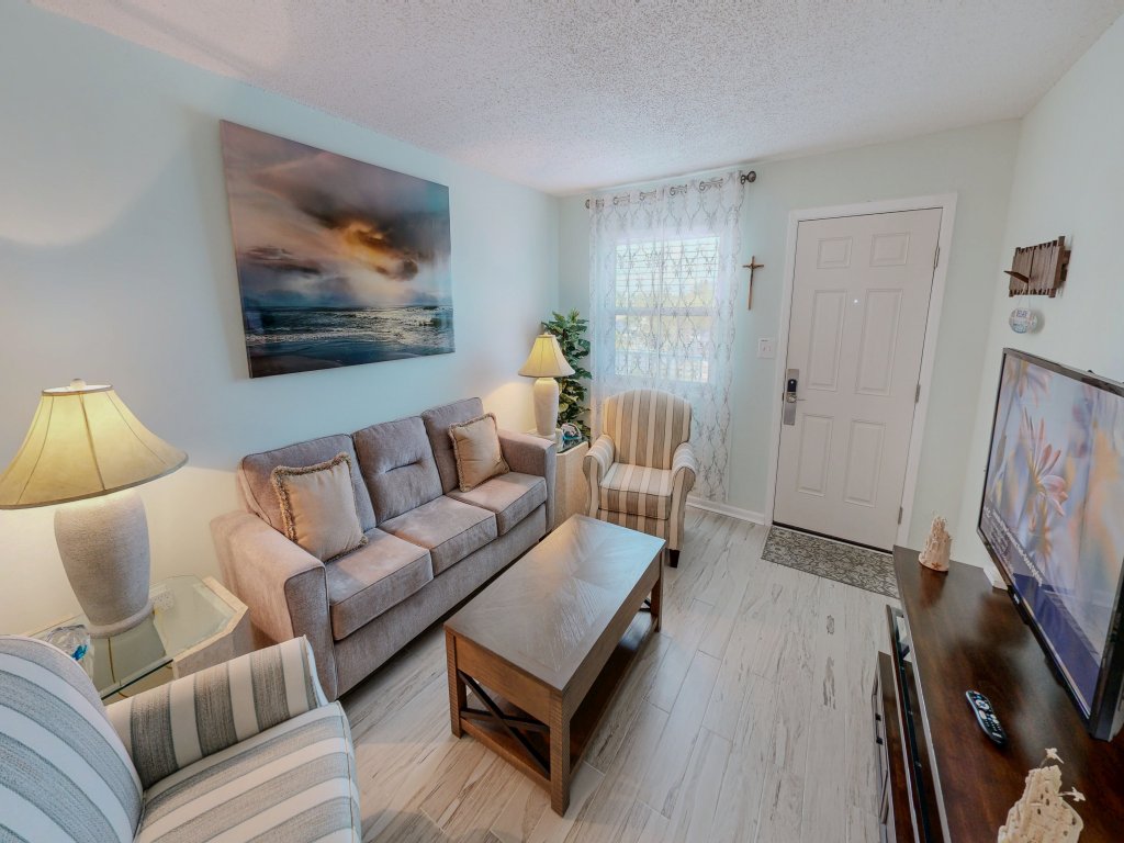Venus 308 overlooking pool Easy Beach Access Vacation Rental in Fort Walton Beach - RedAwning