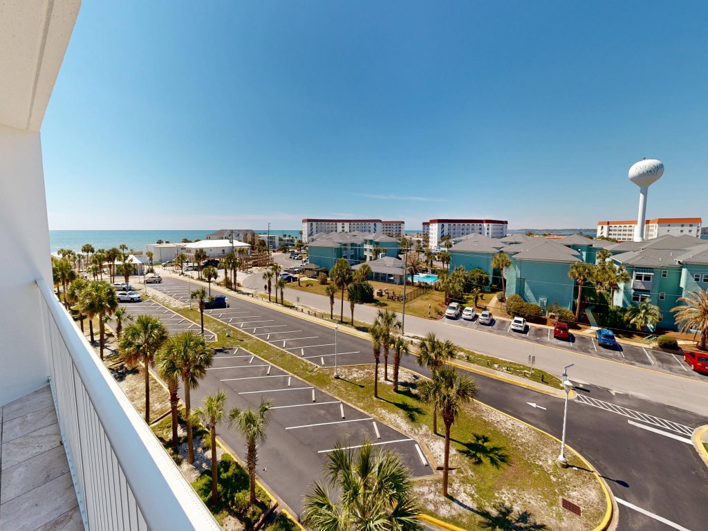 Seacrest 514 is a 2 BR Gulfside on Okaloosa Island Vacation Rental in Fort Walton Beach - RedAwning