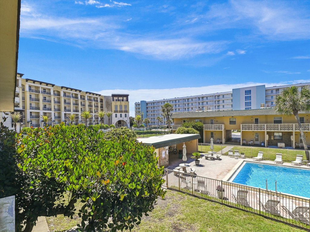 Venus 202 Second floor Pool-view 2 Bedroom with easy beach access Vacation Rental in Fort Walton Beach - RedAwning