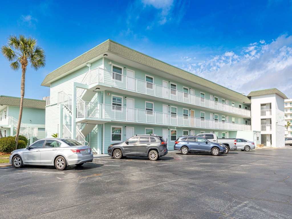 Venus 202 Second floor Pool-view 2 Bedroom with easy beach access Vacation Rental in Fort Walton Beach - RedAwning