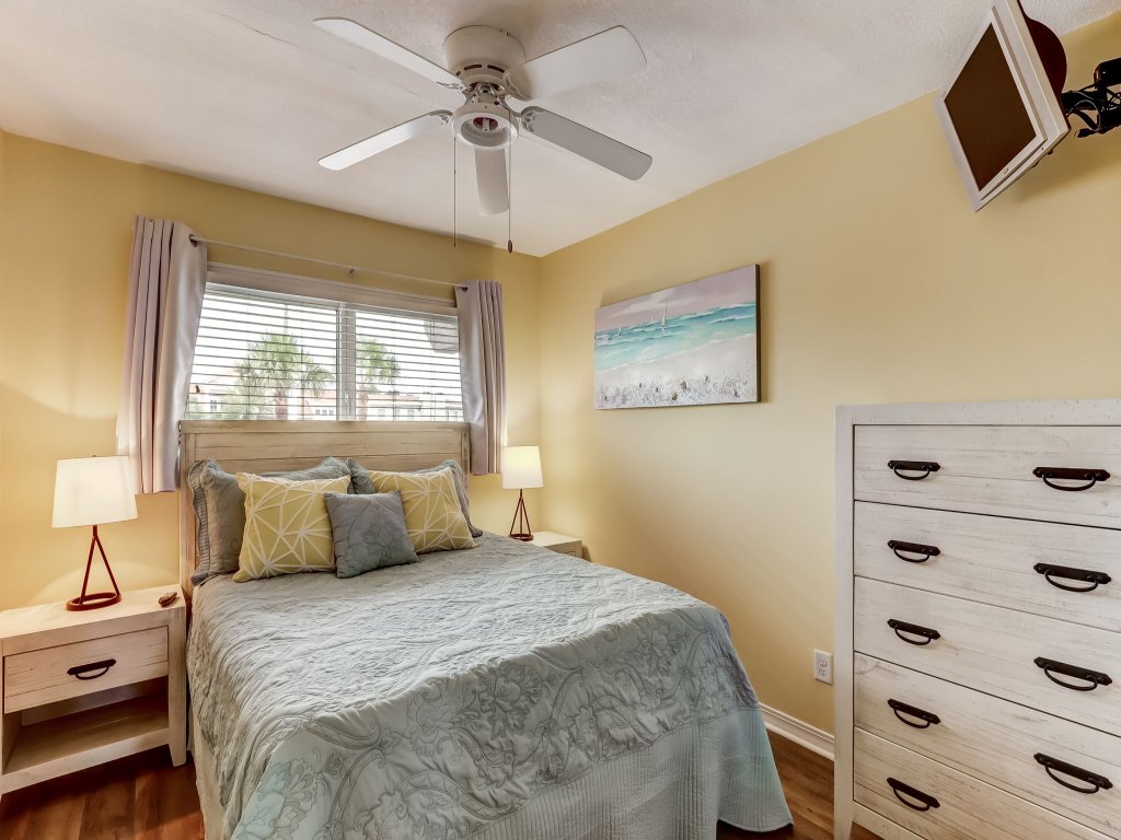Seashore Condo with Balcony Overlooking the beach and the Atlantic Vacation Rental in Fernandina Beach - RedAwning