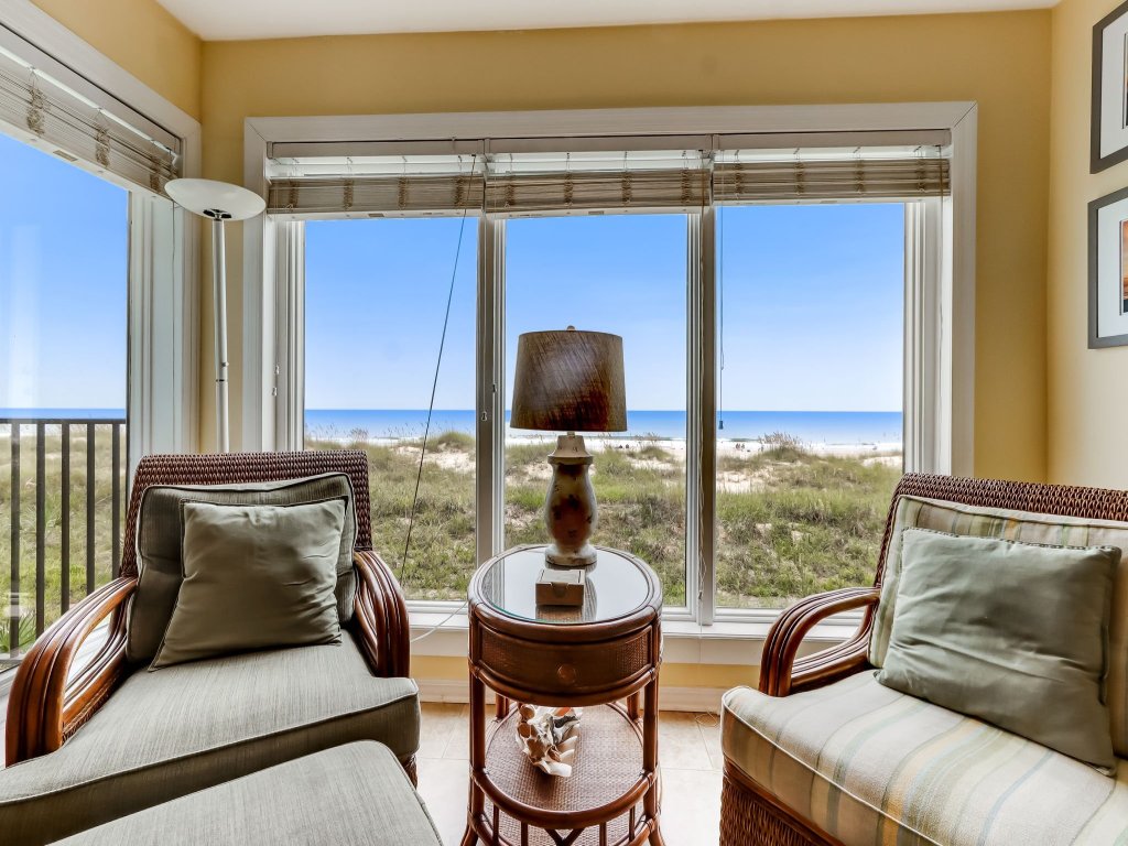 Seashore Condo with Balcony Overlooking the beach and the Atlantic Vacation Rental in Fernandina Beach - RedAwning