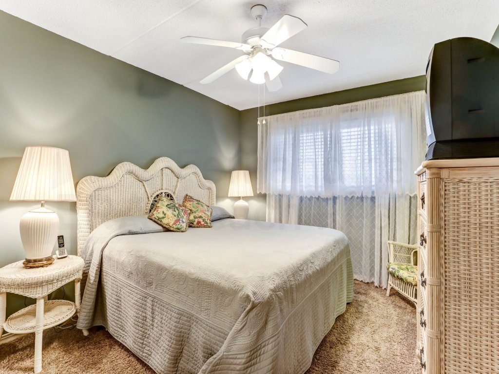 Spacious Condo Just Steps from the Atlantic Vacation Rental in Fernandina Beach - RedAwning