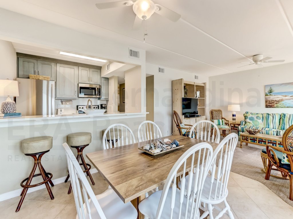 Beautifully Decorated Condo with Magnificent View of Atlantic Vacation Rental in Fernandina Beach - RedAwning