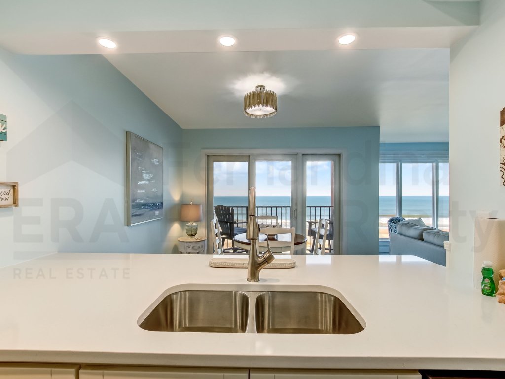 Rustic Theme Condo with Scenic Ocean View Vacation Rental in Fernandina Beach - RedAwning